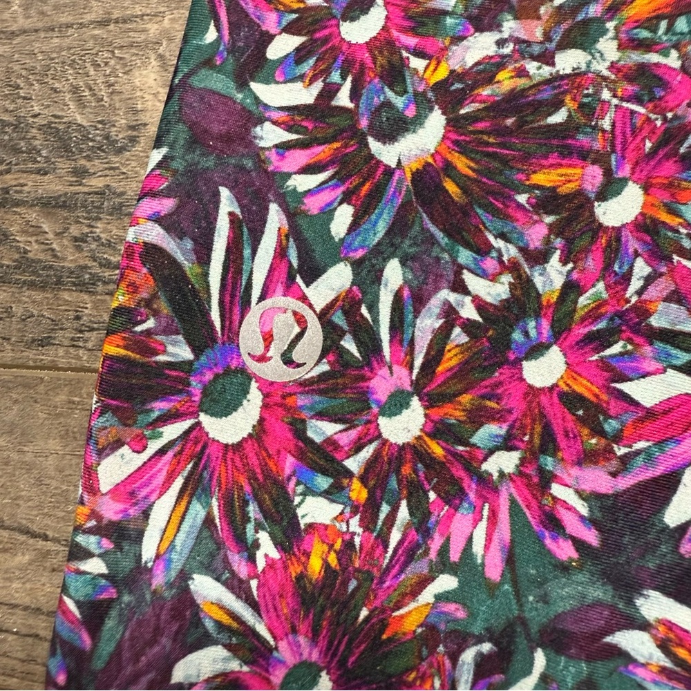 Lululemon Align High Rise Tight 28" Inseam Floral Pattern - Picture 7 of 12